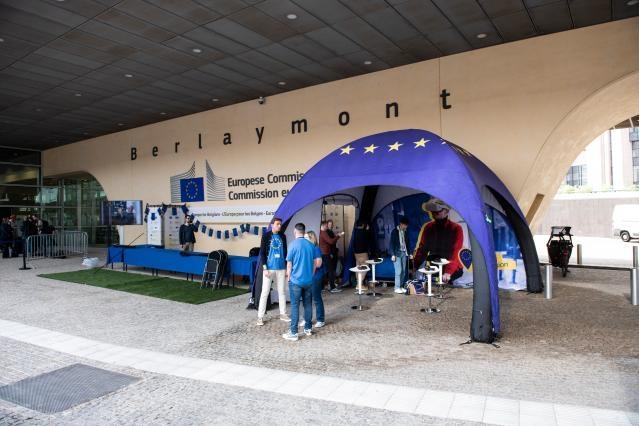A european arbour at the entrance of the Berlaymont building during the Open Doors Day